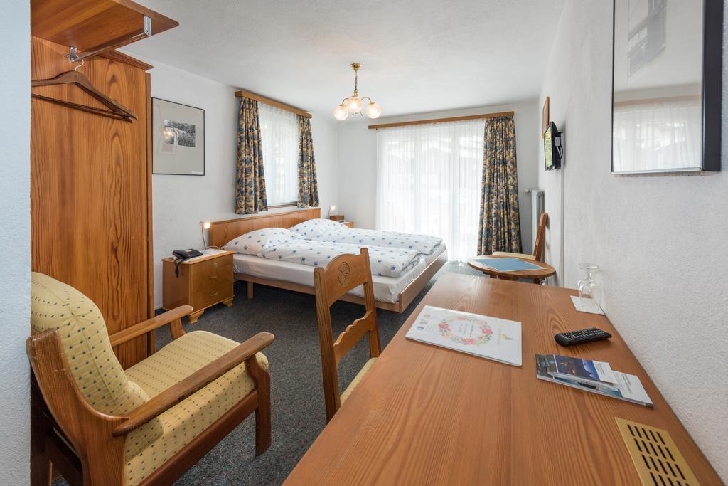 צרמט Hotel Rhodania מראה חיצוני תמונה