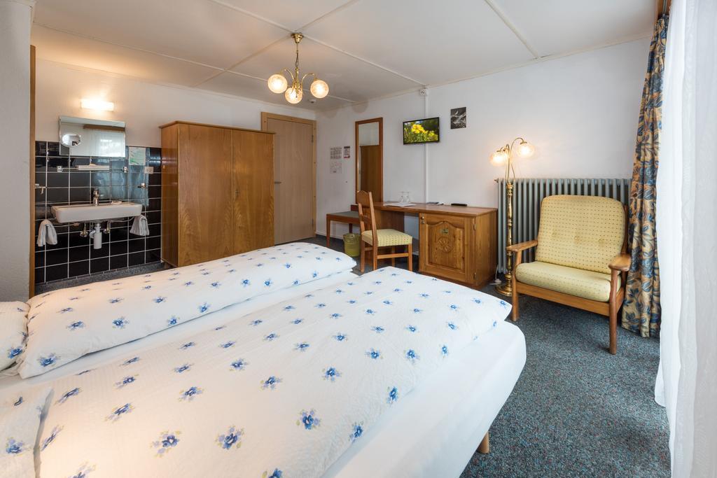 צרמט Hotel Rhodania מראה חיצוני תמונה